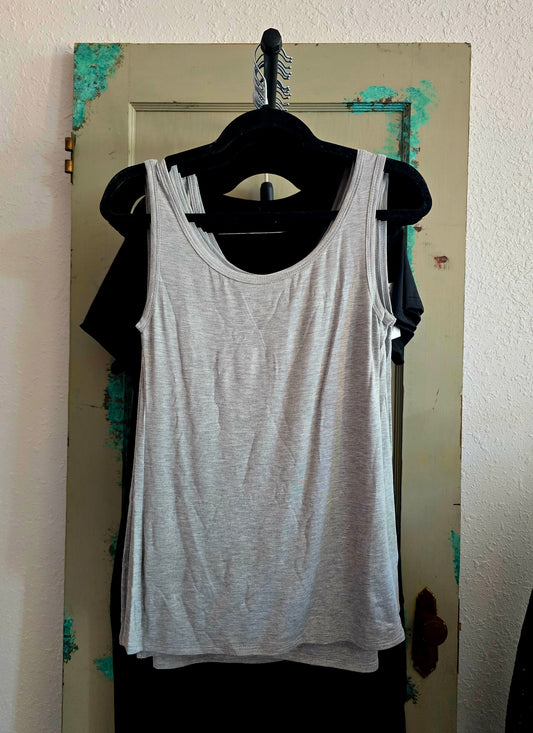 BASIC ROUND NECK TANK TOP