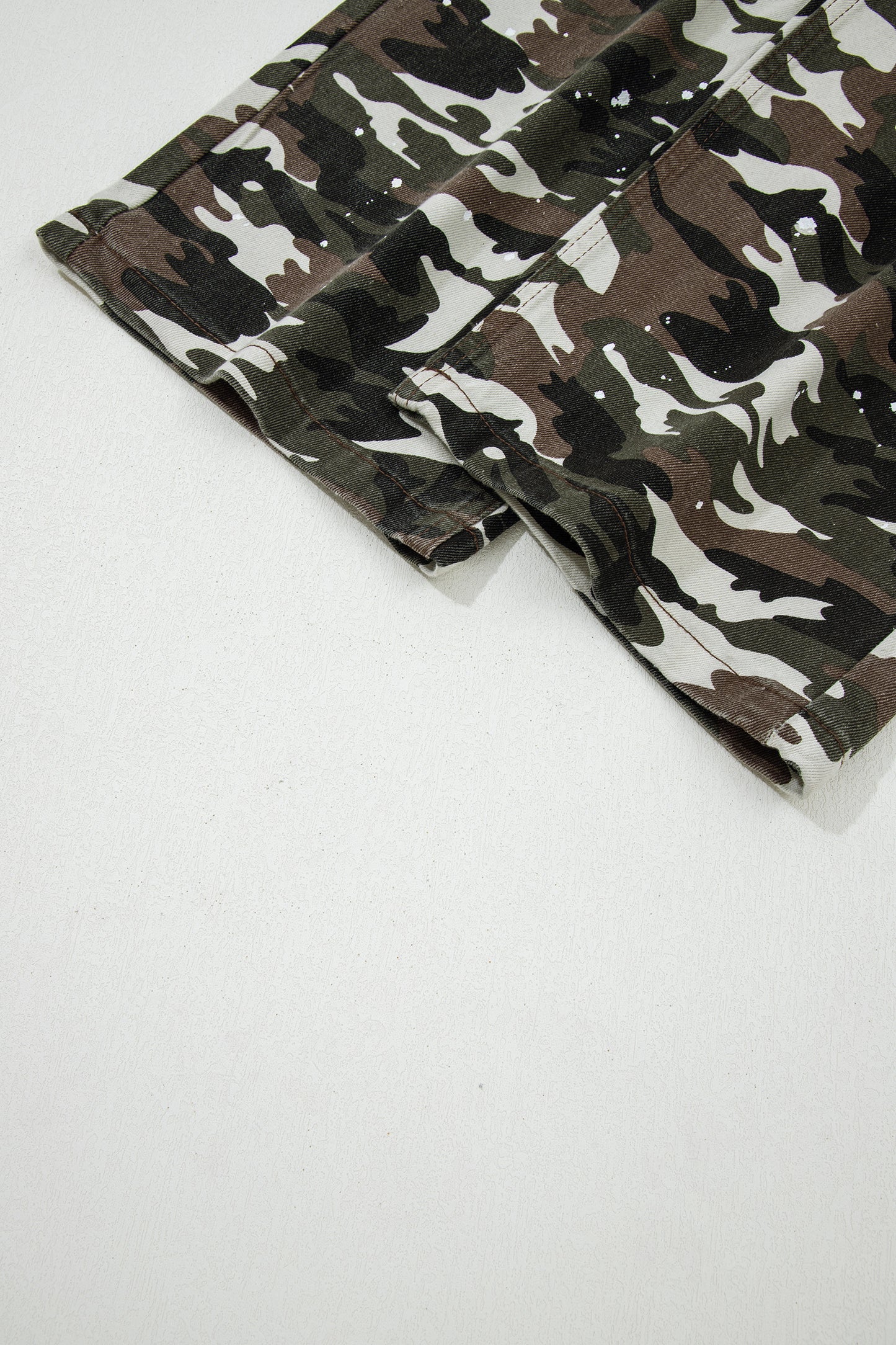 Green Camouflage Print Splashed Distressed Loose Denim Pants