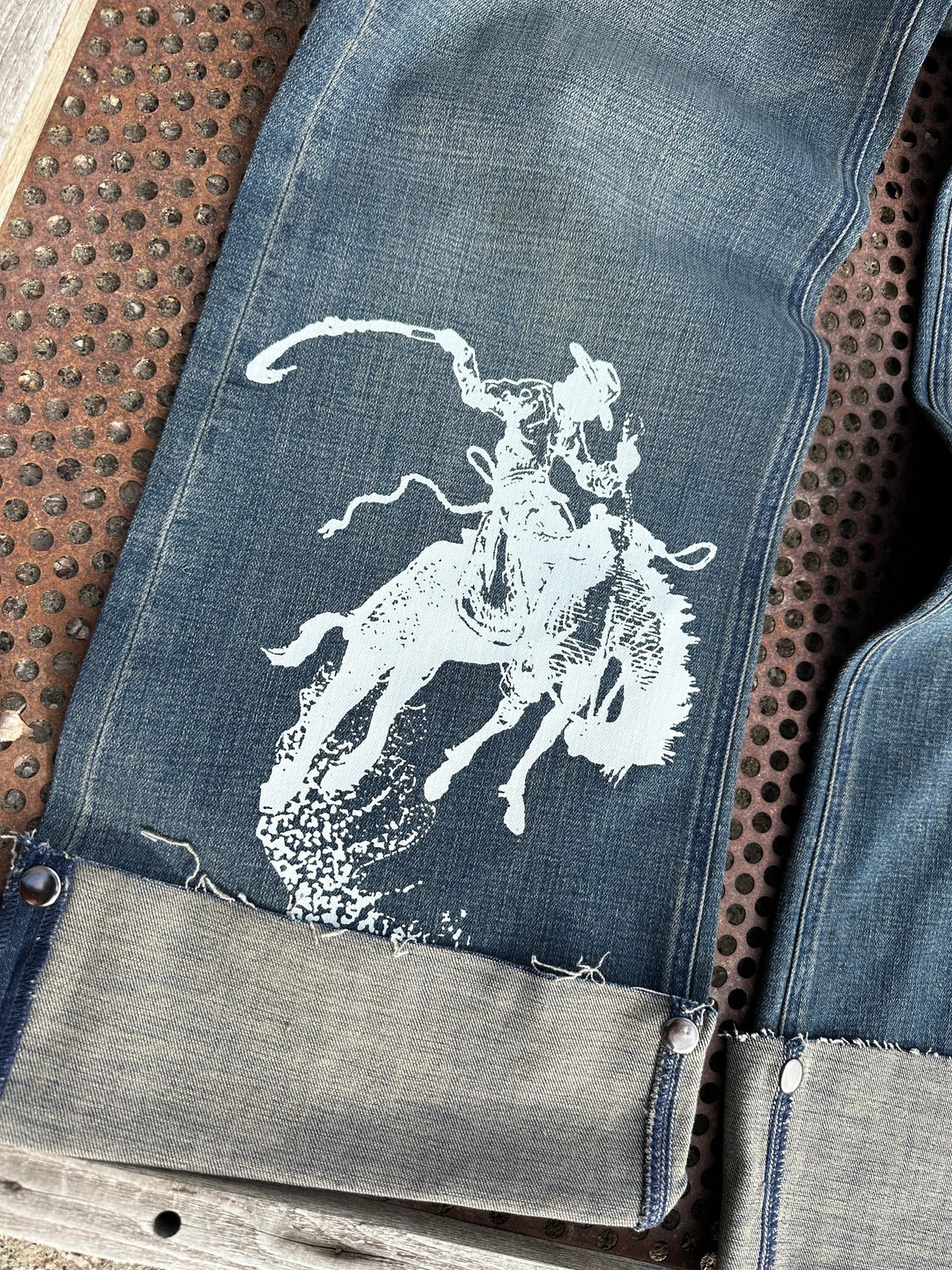 Ranch Bronc Cuffed Cropped Jeans