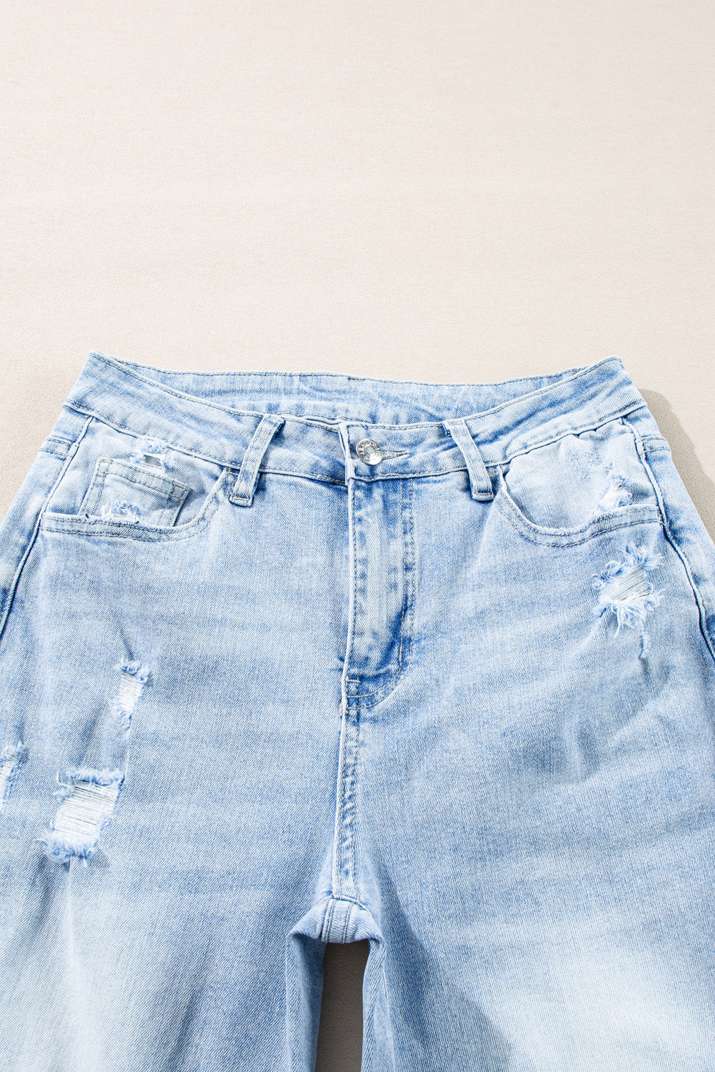 👖 Beau Blue Light Wash Distressed Straight Jeans