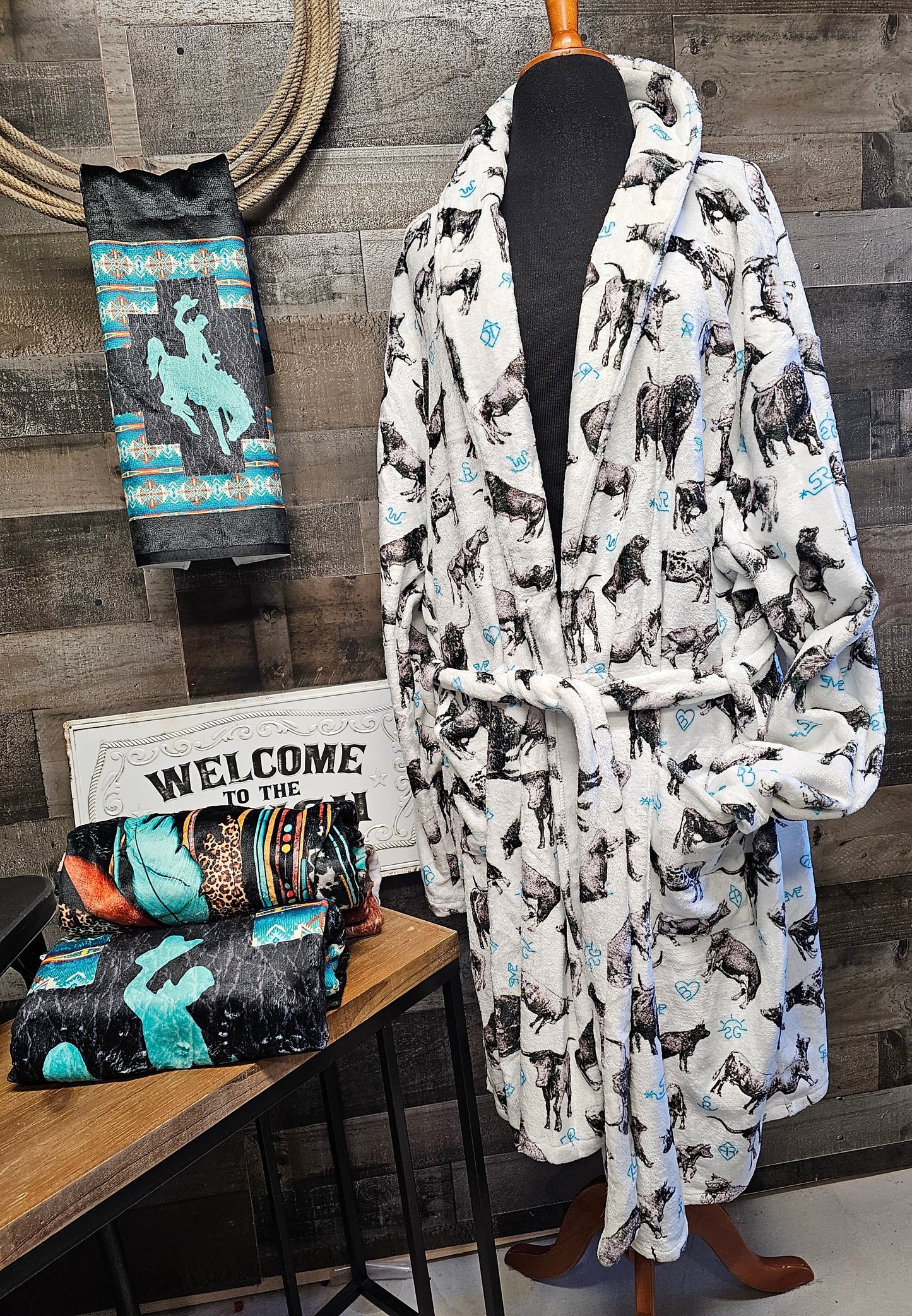 Cattle &rands Women's Western Bath Robe