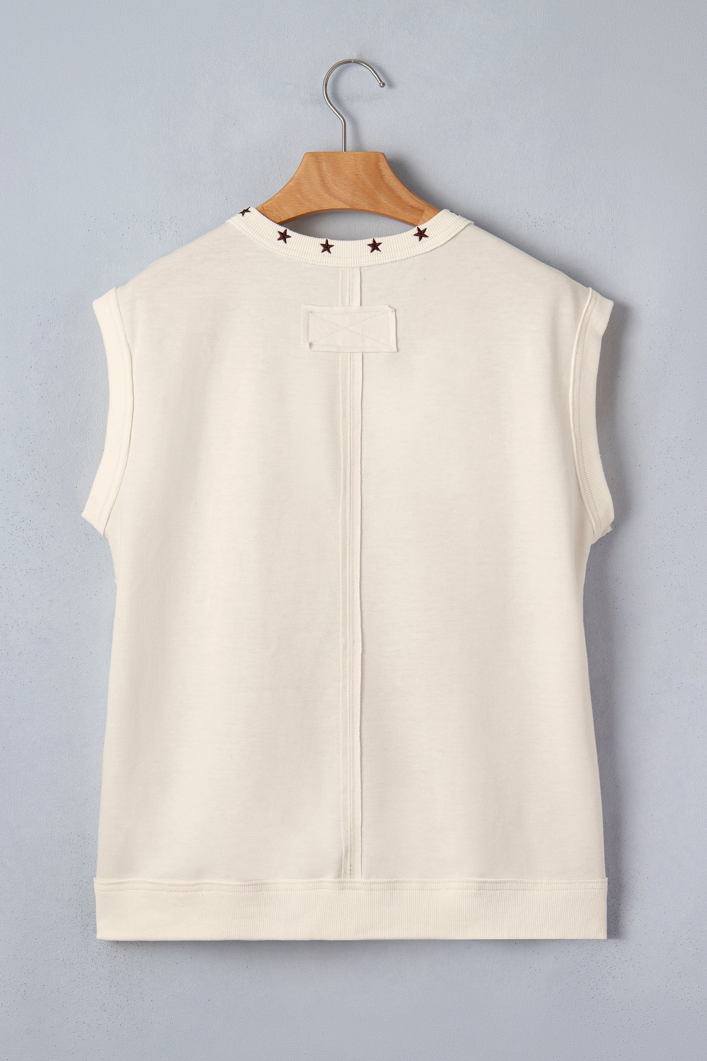 White Horseshoe Embroidered Star Trim V Neck Loose Tank Top