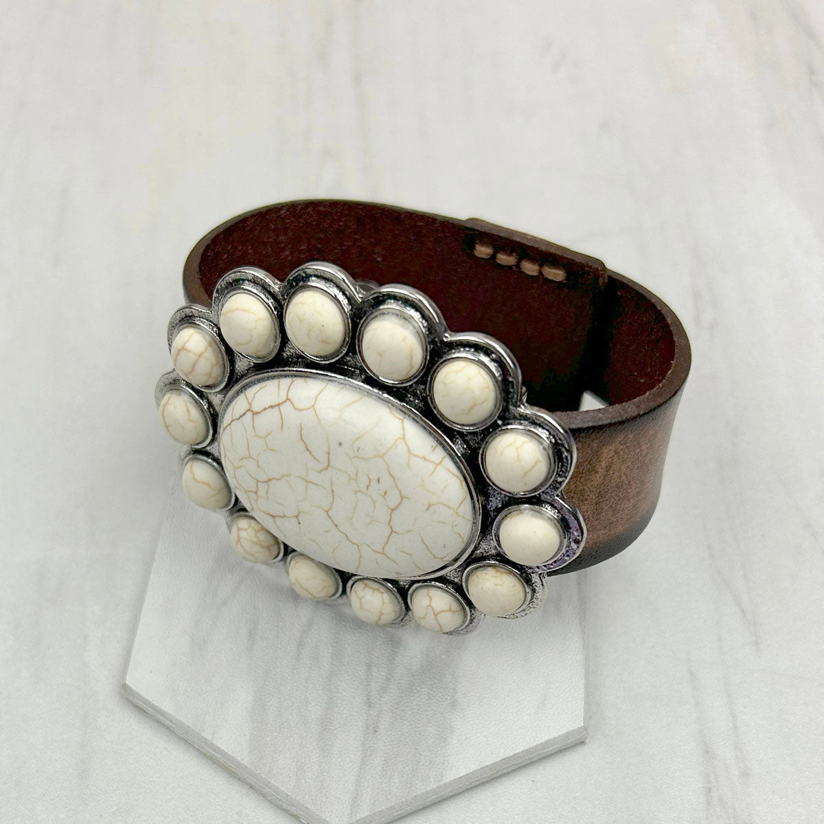 Brown Leather Bracelet with Large  Concho 💙