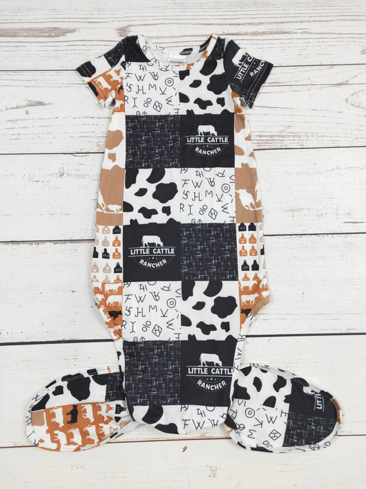 Little Cattle Printed Infant Baby gown