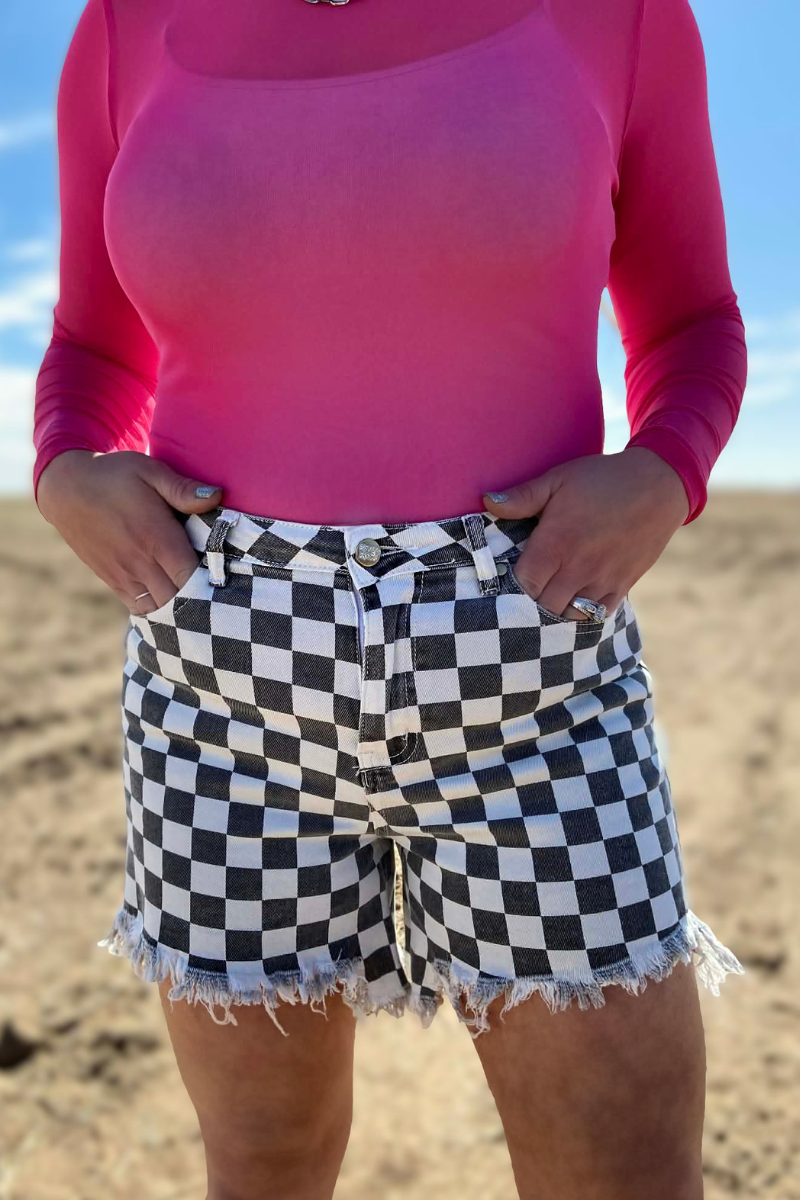Kreek Denim Shorts - Check: 7/8