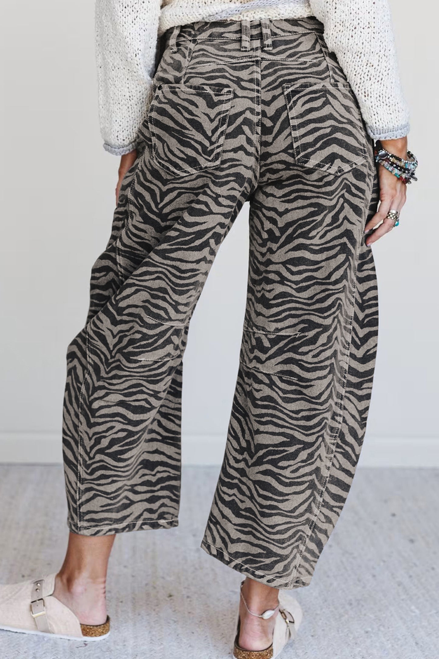 Gray Zebra Stripe Wide Leg Jeans 🐾✨