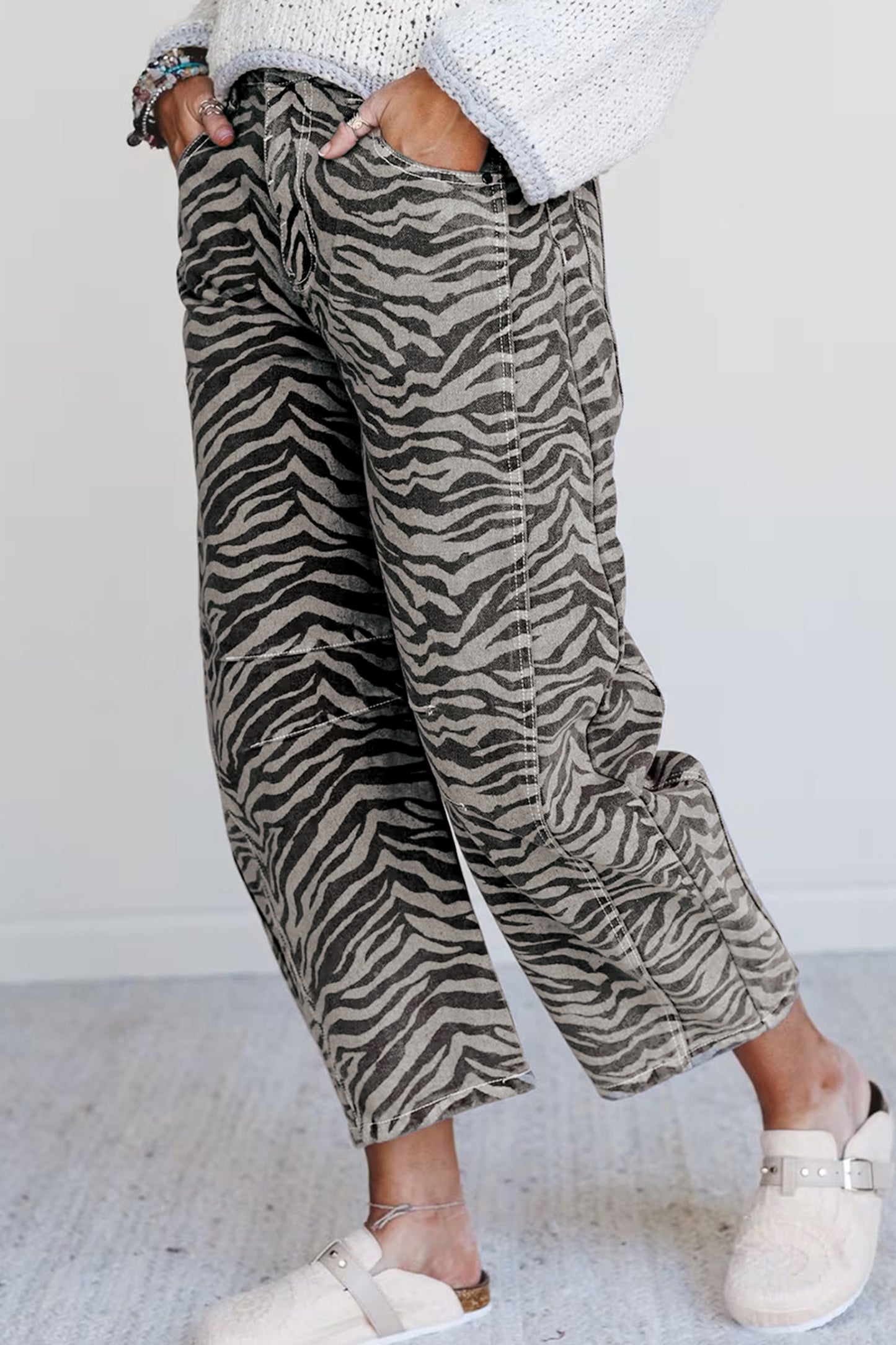 Gray Zebra Stripe Wide Leg Jeans 🐾✨