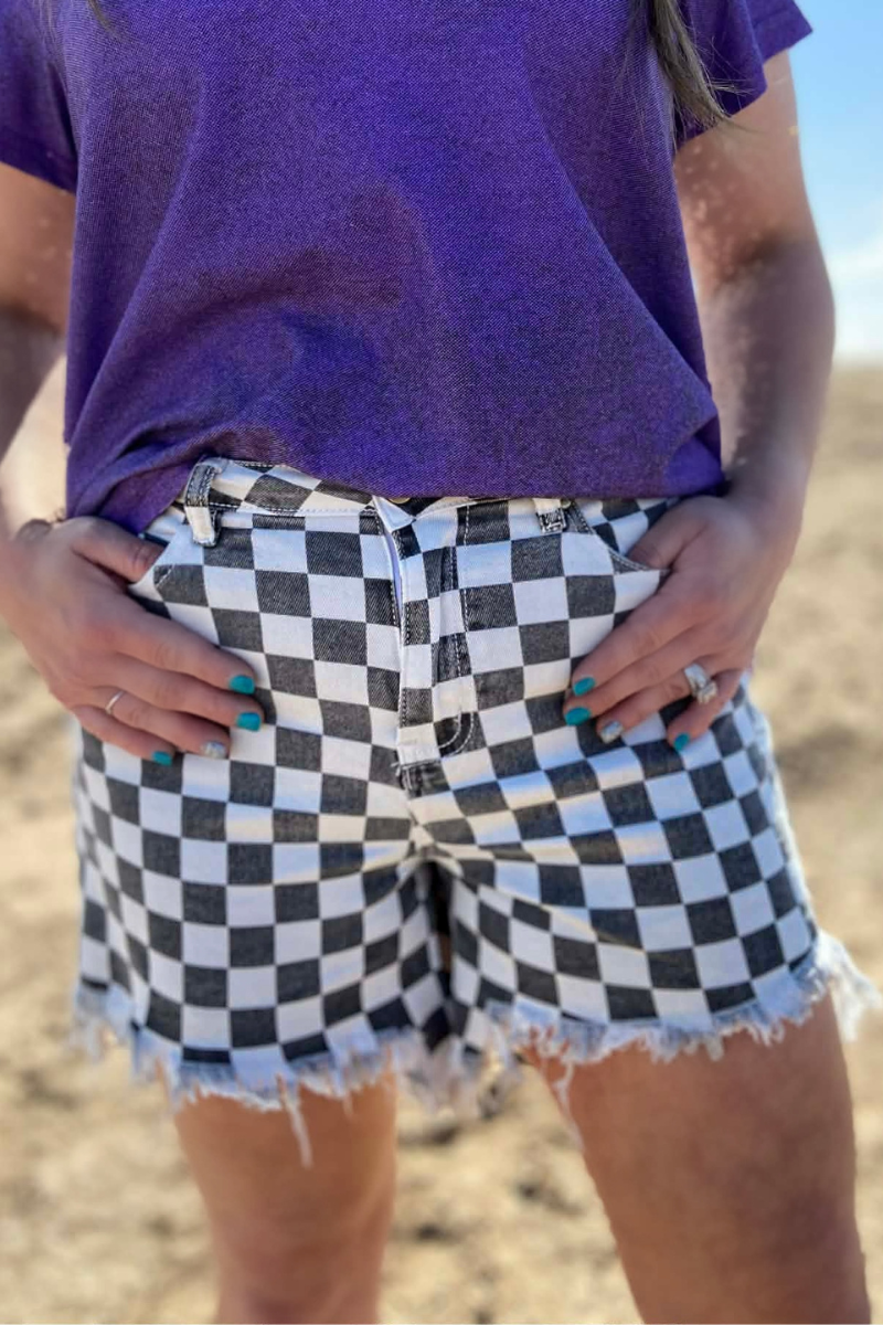 Kreek Denim Shorts - Check: 7/8