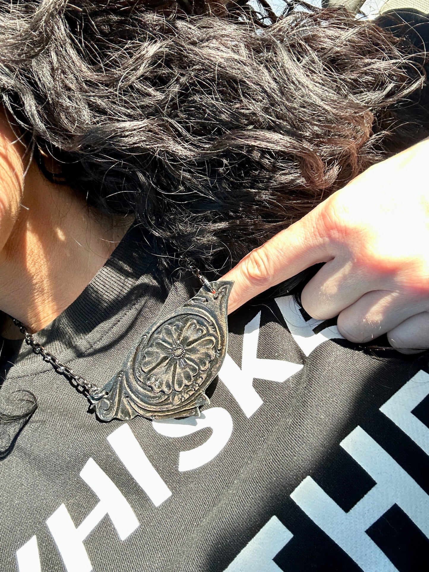 The Annie Tooled Filigree Necklace — Brown or Black