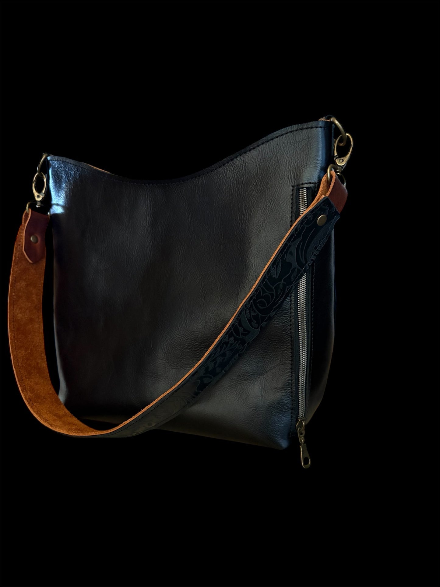 Black and Cognac Shoulder Bag #4000-Twisted R Leather