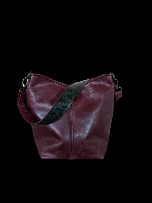Twisted R Ranch - Plum & Black Shoulder Bag #4001