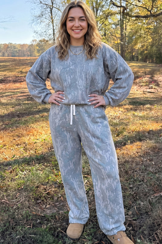 Multicolor Abstract Botanical Camo Pullover & Drawstring Pants Set 1X–4X