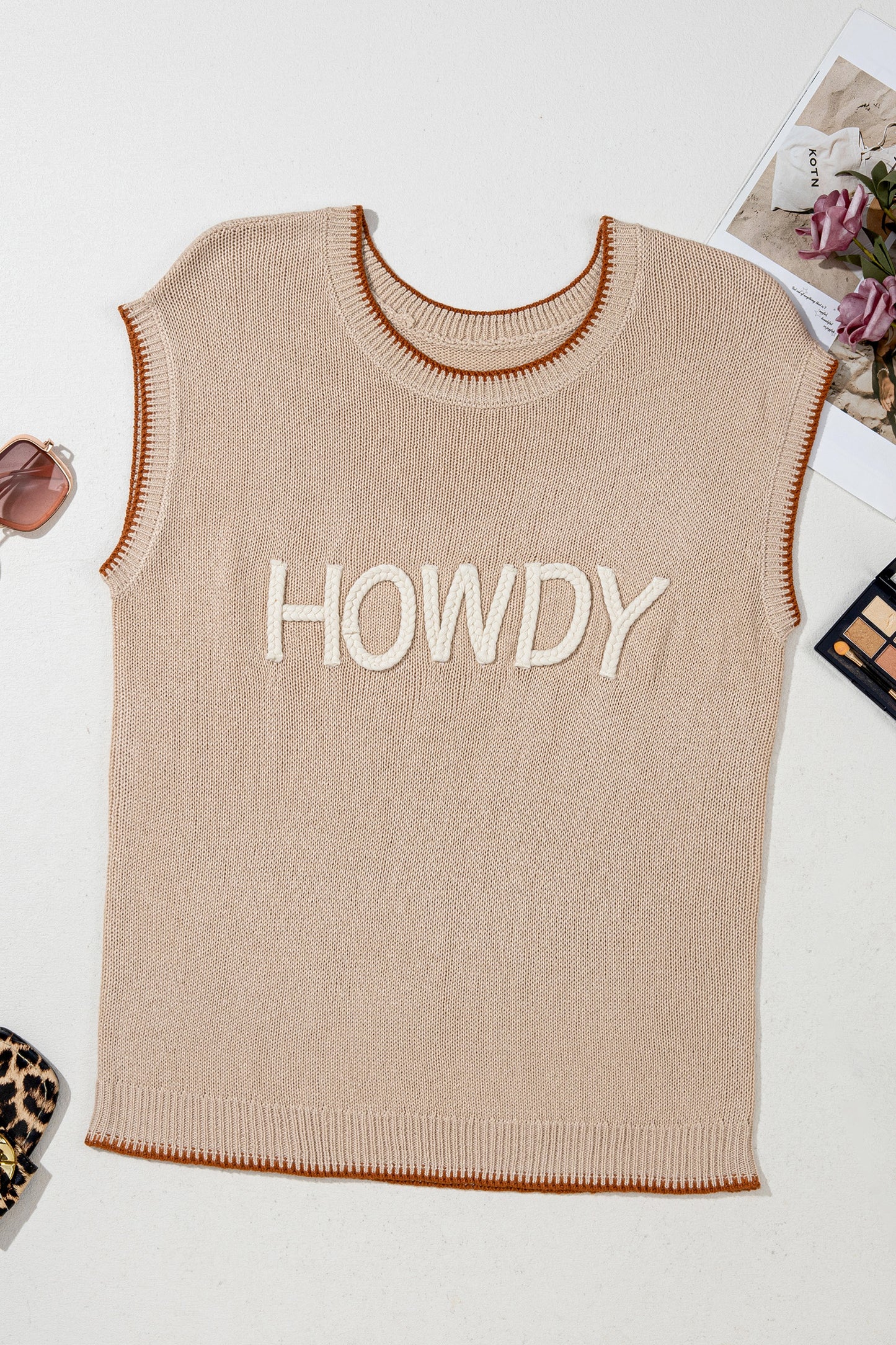 HOWDY Contrast Trim Short Sleeve Knit
