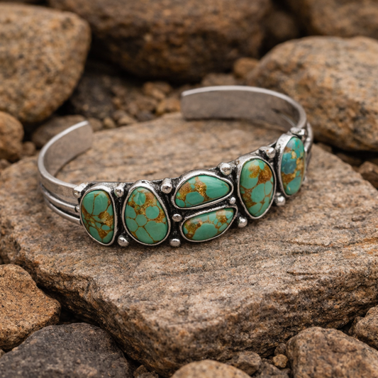 Silver Metal Green Stone Bangle