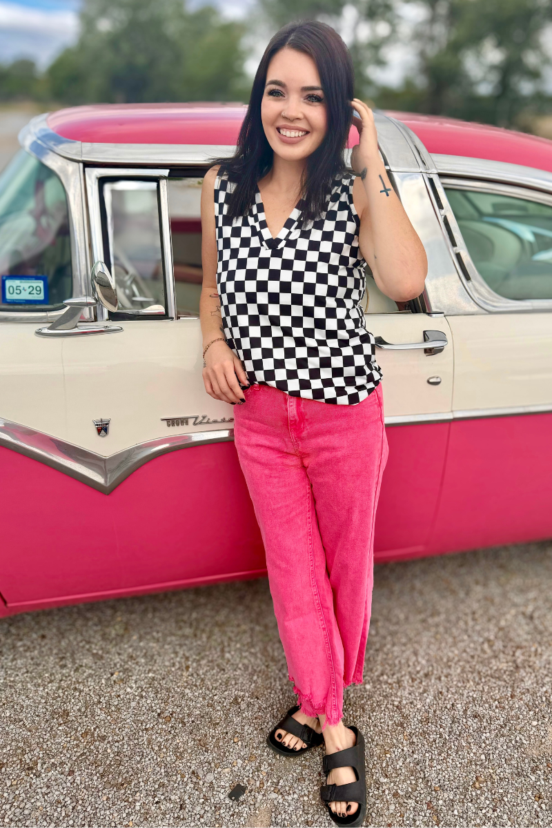 Outlaw Crop Jeans - Pink: 3/4